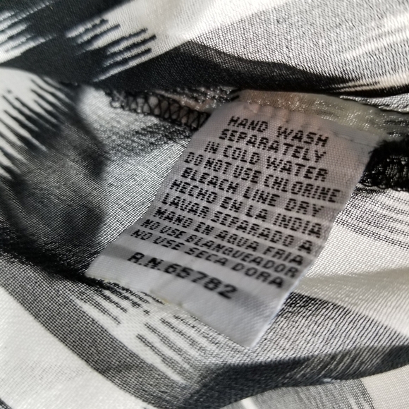 Peppermint Bay Womens Swimsuit Cover Large Boho Print Deep V Tie Dye Pull Over - Picture 8 of 9